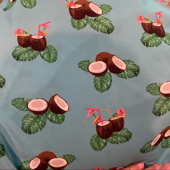 Crown & Ivy swim trucks with coconut print. Elastic waist w/ draw string EUC XXL - Picture 3 of 4